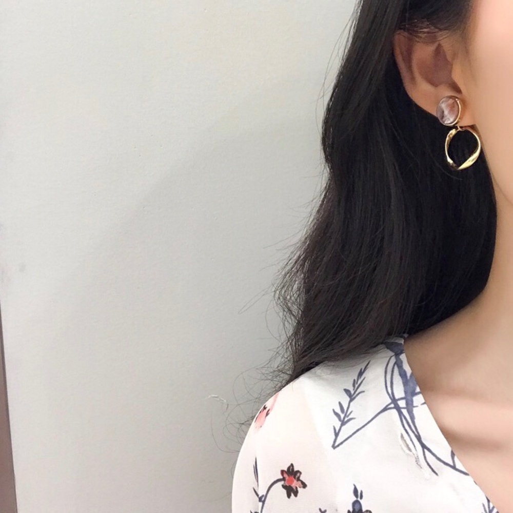 Acrylic Twisted Hoop Round Earrings Light Brown - Picture 2 of 6